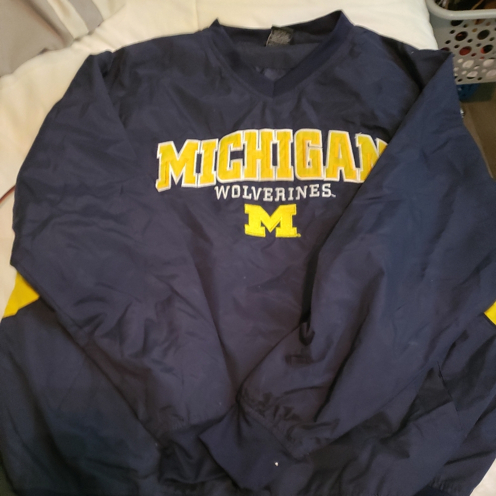 Pullover jacket